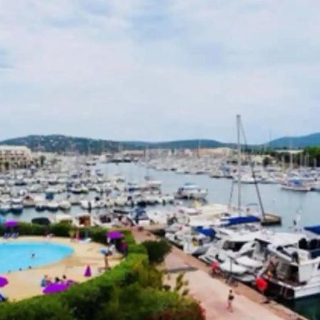 孔格林Petit Cocon Magnifique Vue Sur Marina Dans Le Golfe De Saint Tropez公寓 外观 照片