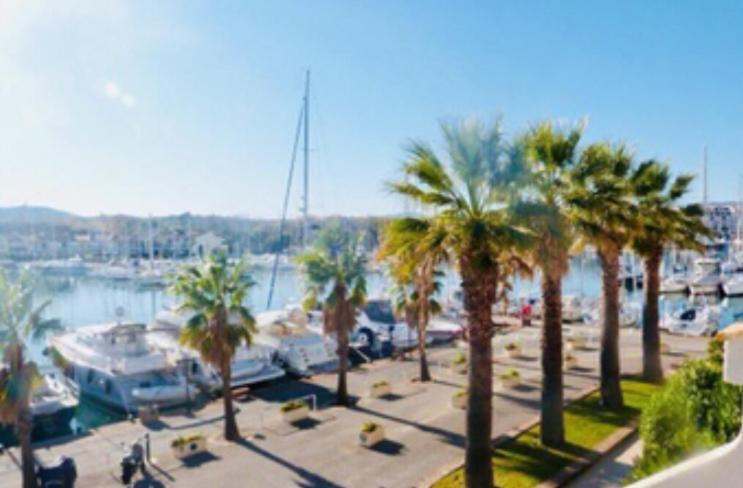 孔格林Petit Cocon Magnifique Vue Sur Marina Dans Le Golfe De Saint Tropez公寓 外观 照片